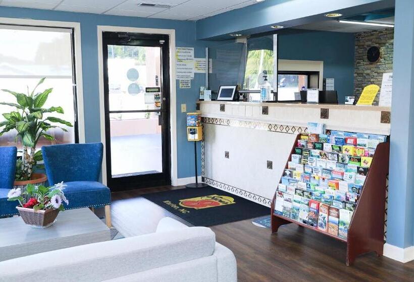 فندق على الطريق Super 8 By Wyndham Marion Nc