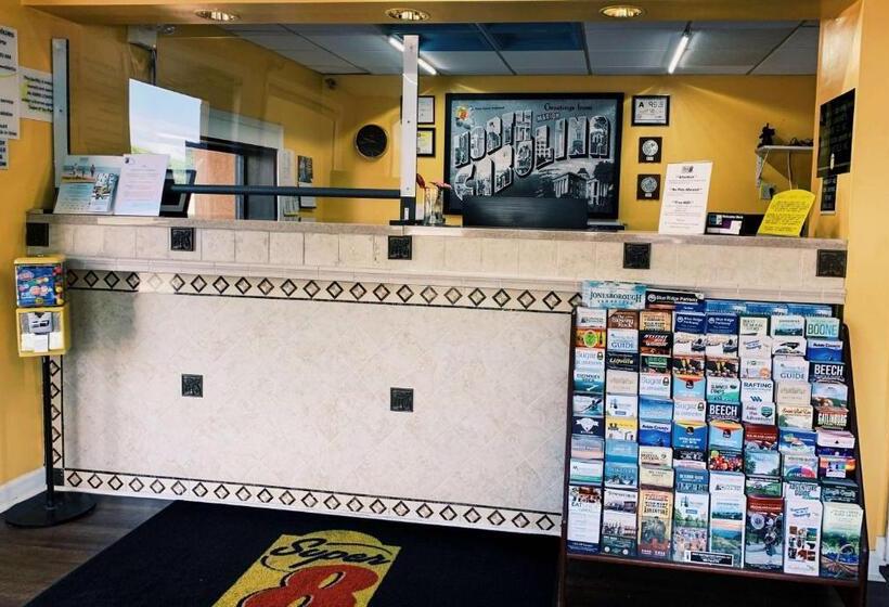 فندق على الطريق Super 8 By Wyndham Marion Nc