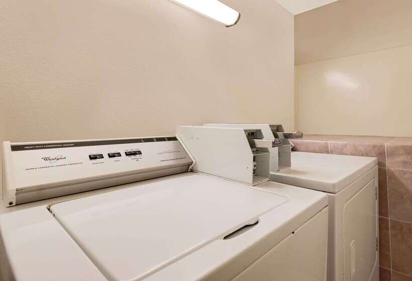 Мотель Super 8 By Wyndham Martinsburg