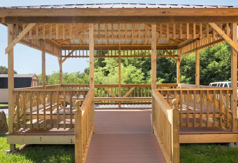 モーテル Super 8 By Wyndham Mayfield