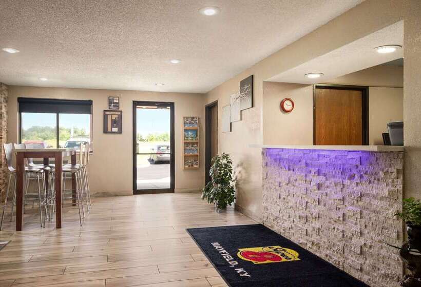 モーテル Super 8 By Wyndham Mayfield