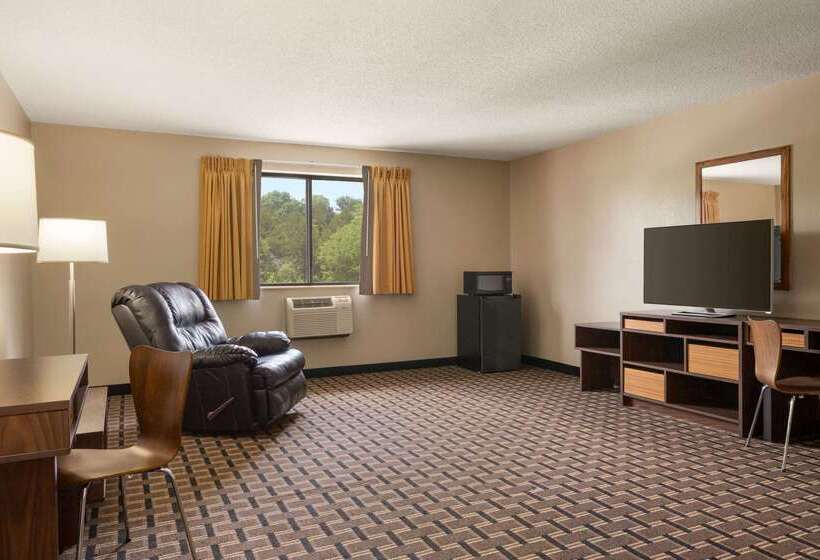 モーテル Super 8 By Wyndham Mayfield