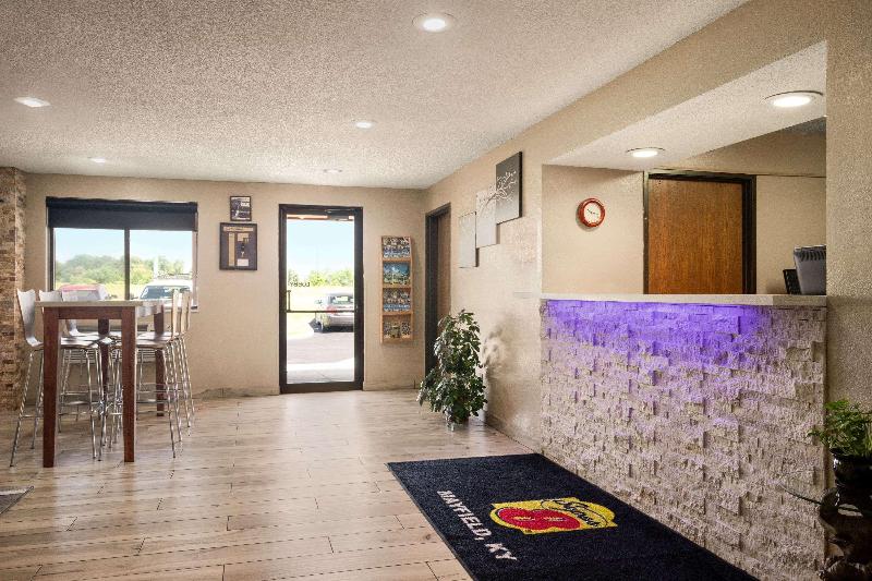 モーテル Super 8 By Wyndham Mayfield