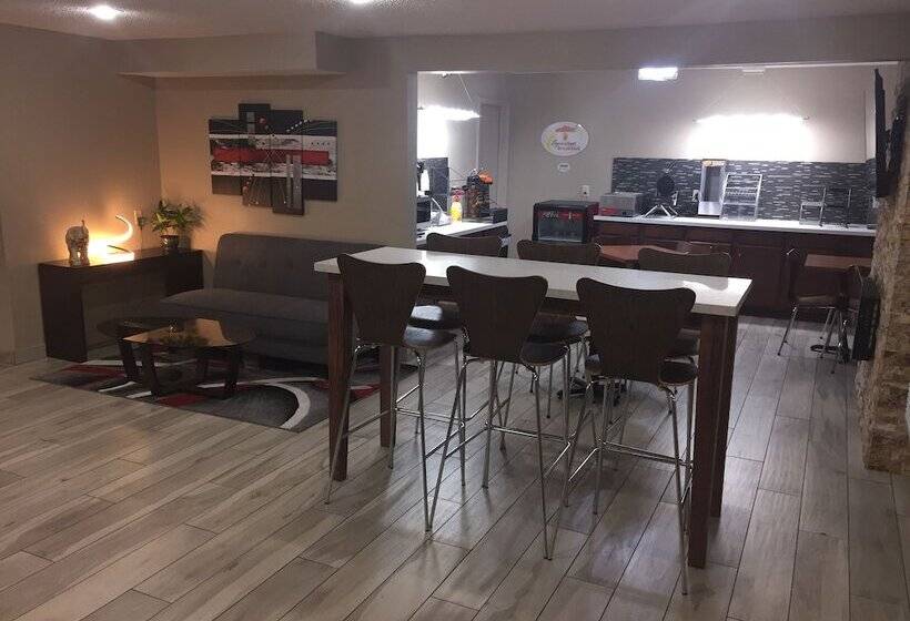 モーテル Super 8 By Wyndham Mayfield