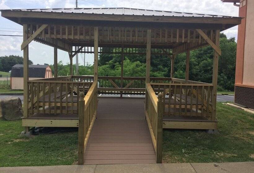 モーテル Super 8 By Wyndham Mayfield