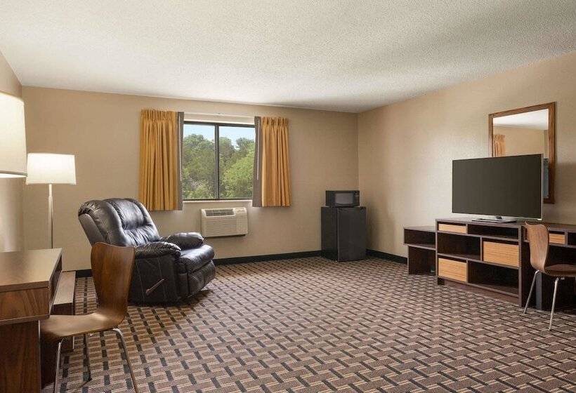 モーテル Super 8 By Wyndham Mayfield