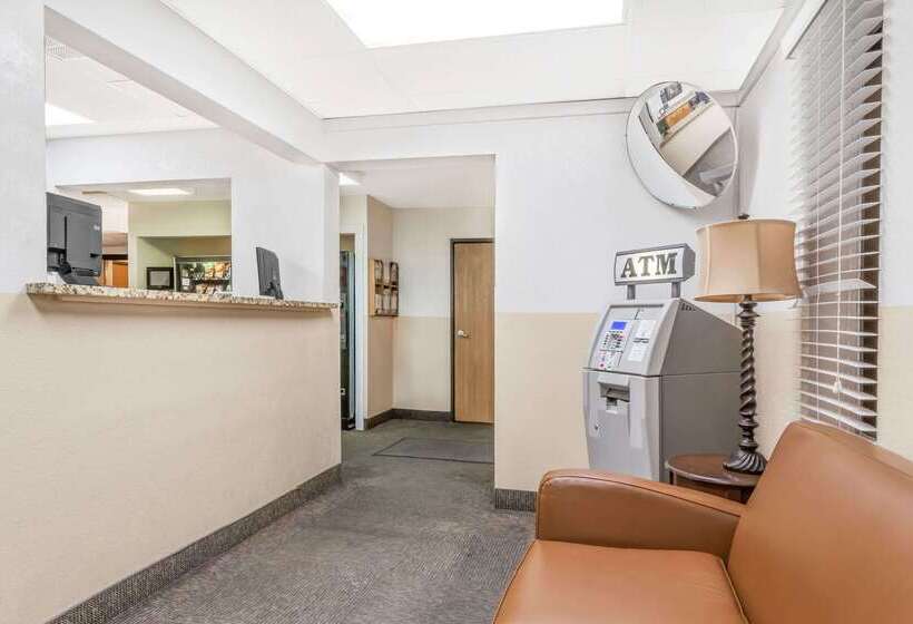 מוטל Super 8 By Wyndham Montgomery Maybrook