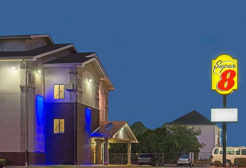 فندق على الطريق Super 8 By Wyndham New Castle
