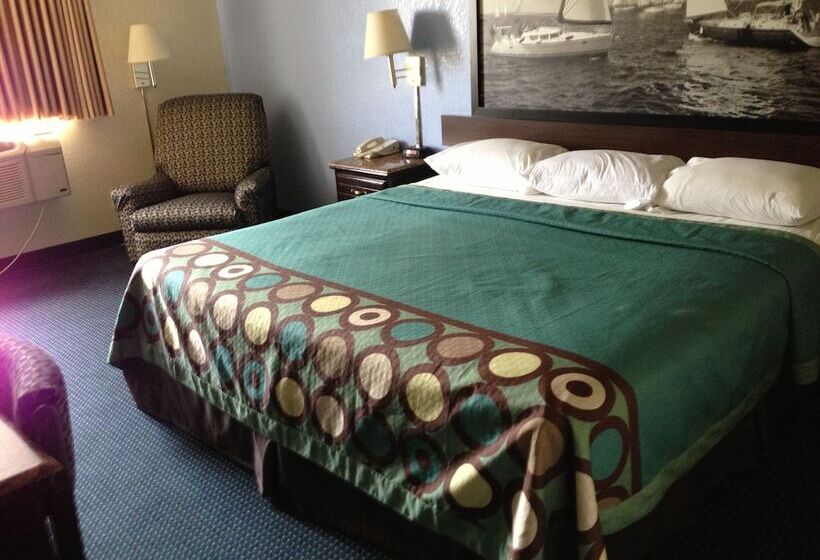 فندق على الطريق Super 8 By Wyndham New Castle