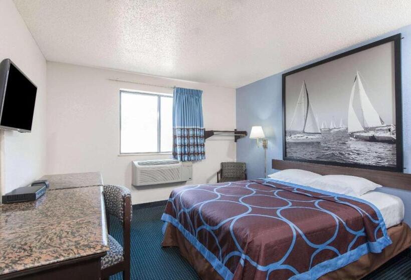 فندق على الطريق Super 8 By Wyndham New Castle