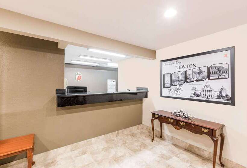 モーテル Super 8 By Wyndham Newton