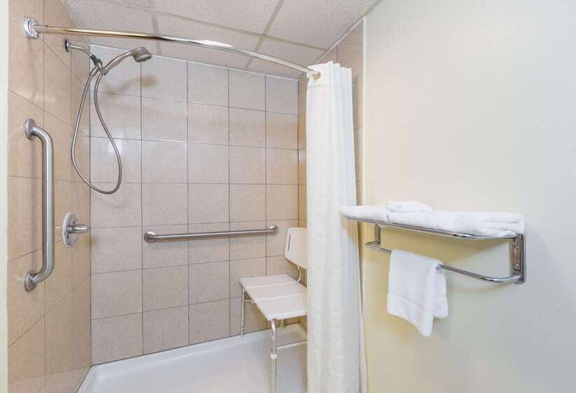 モーテル Super 8 By Wyndham Newton