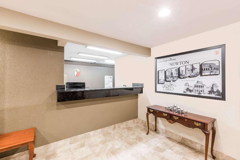 モーテル Super 8 By Wyndham Newton