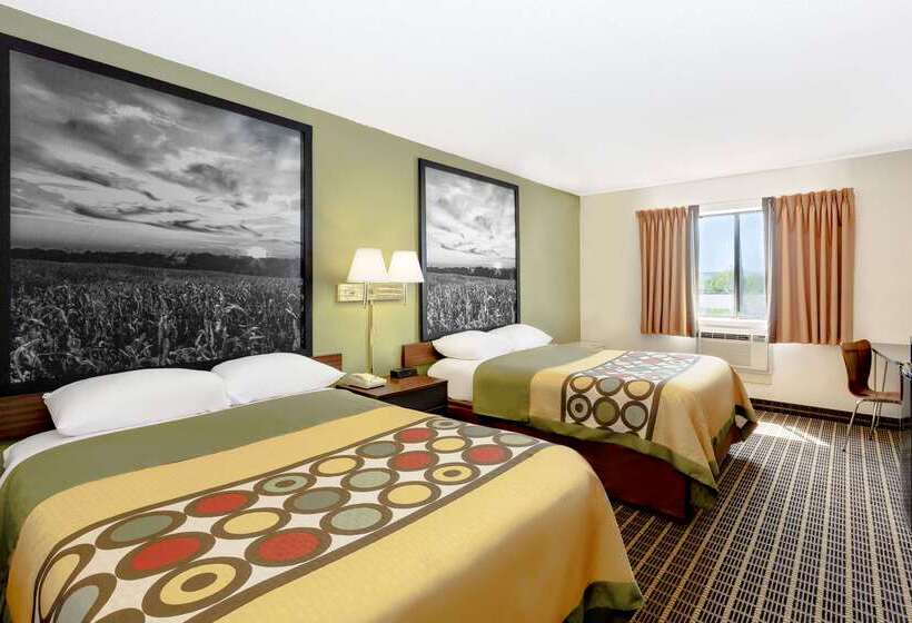 فندق على الطريق Super 8 By Wyndham Norfolk