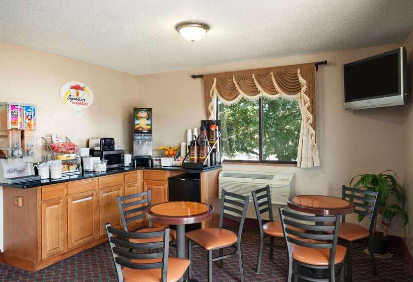 モーテル Quality Inn