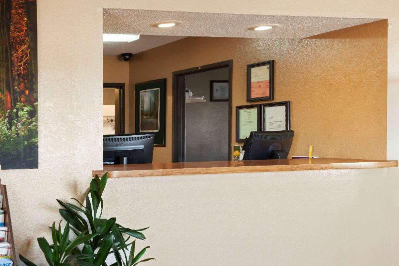 モーテル Quality Inn