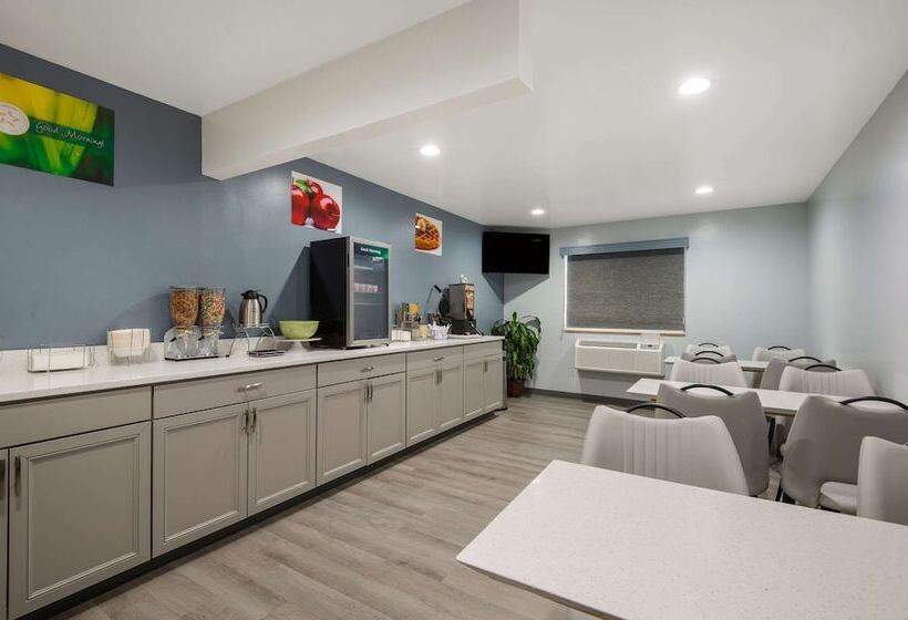 モーテル Quality Inn