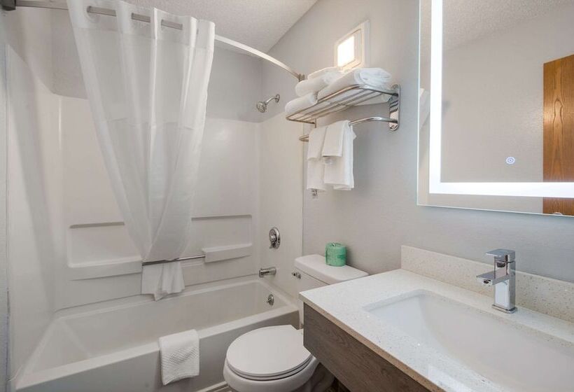 モーテル Quality Inn