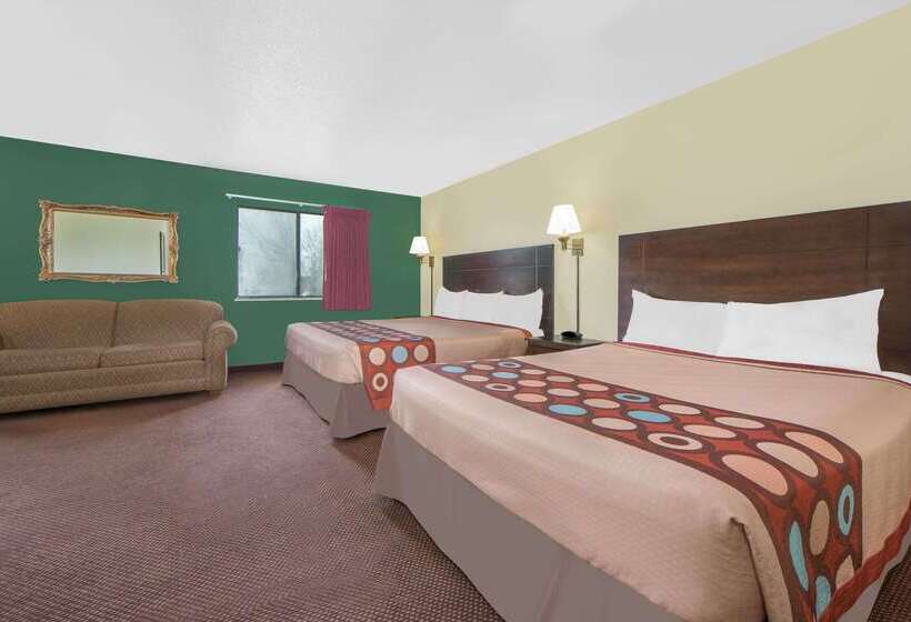 فندق على الطريق Super 8 By Wyndham Ottumwa