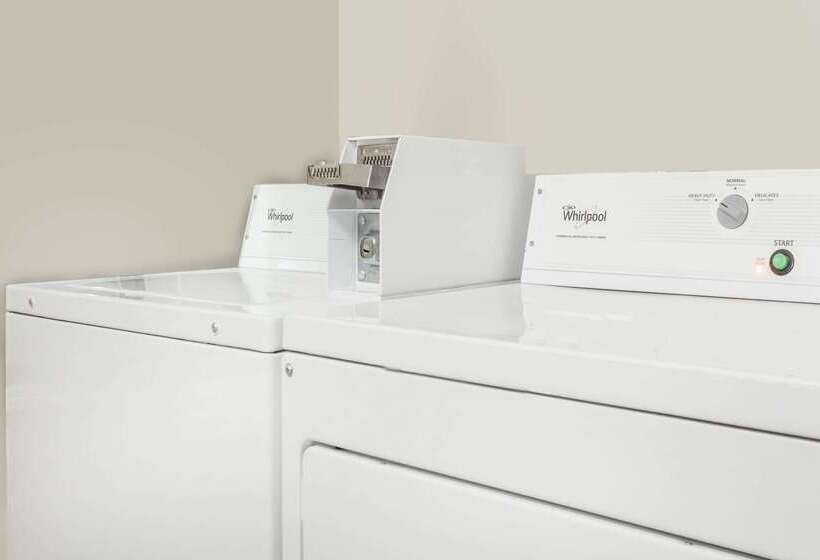 مُتل Super 8 By Wyndham Owensboro