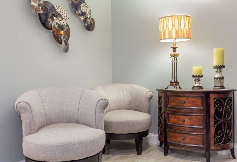 مُتل Super 8 By Wyndham Owensboro