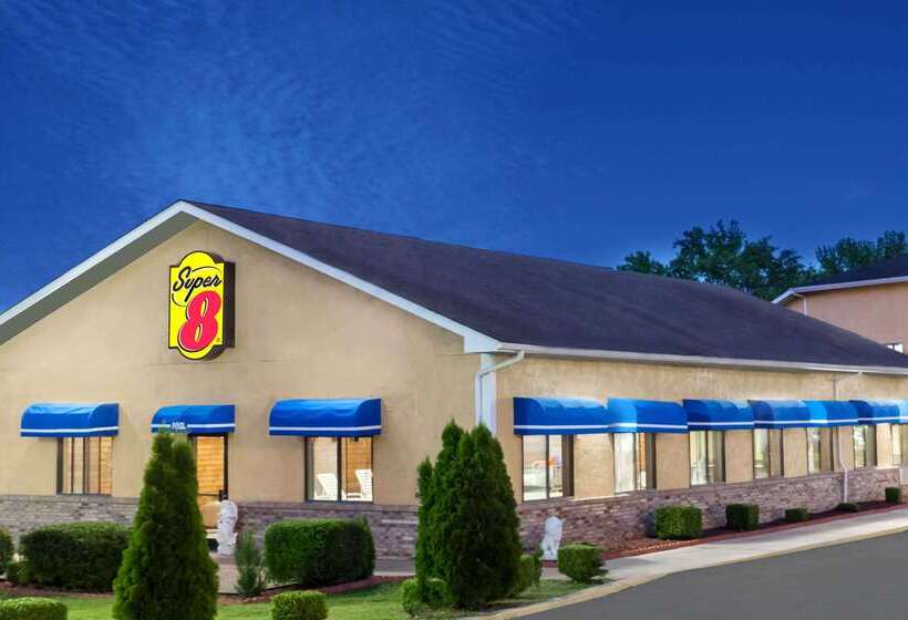 Мотель Super 8 By Wyndham Paris