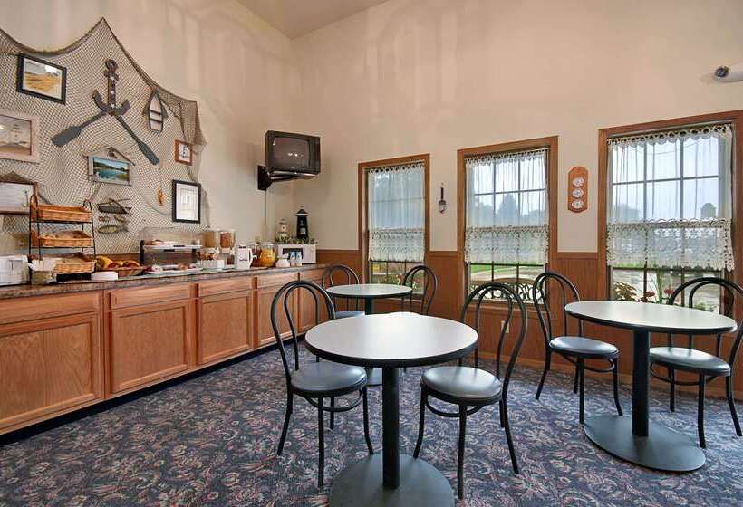 モーテル Super 8 By Wyndham Pella