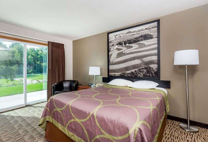 فندق على الطريق Super 8 By Wyndham Platteville