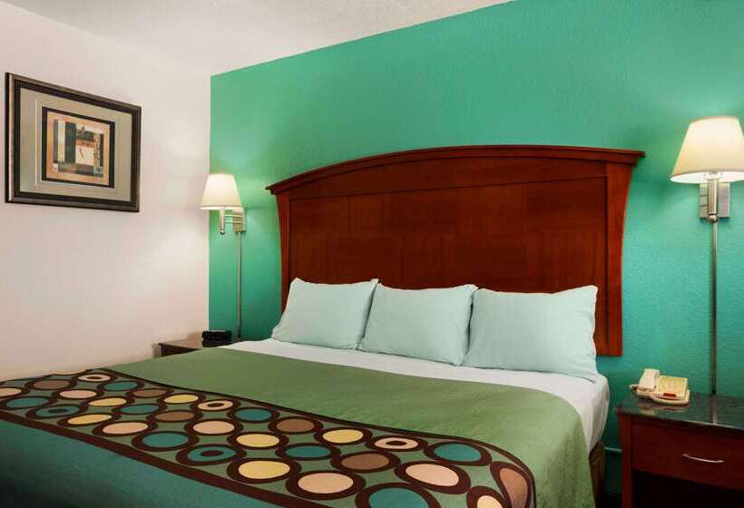 فندق على الطريق Super 8 By Wyndham Pleasanton