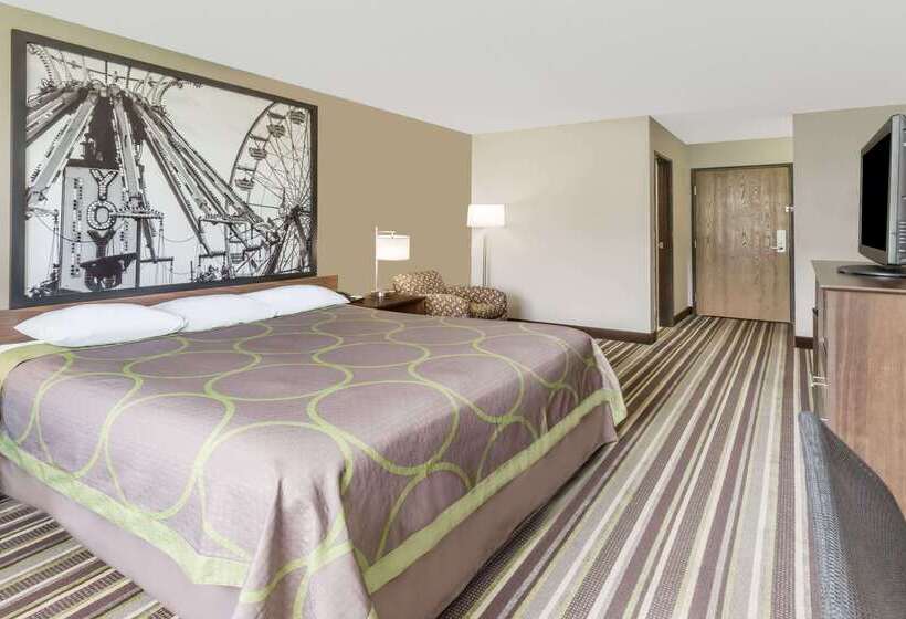 מוטל Super 8 By Wyndham Plymouth