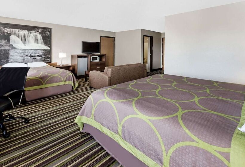 מוטל Super 8 By Wyndham Plymouth