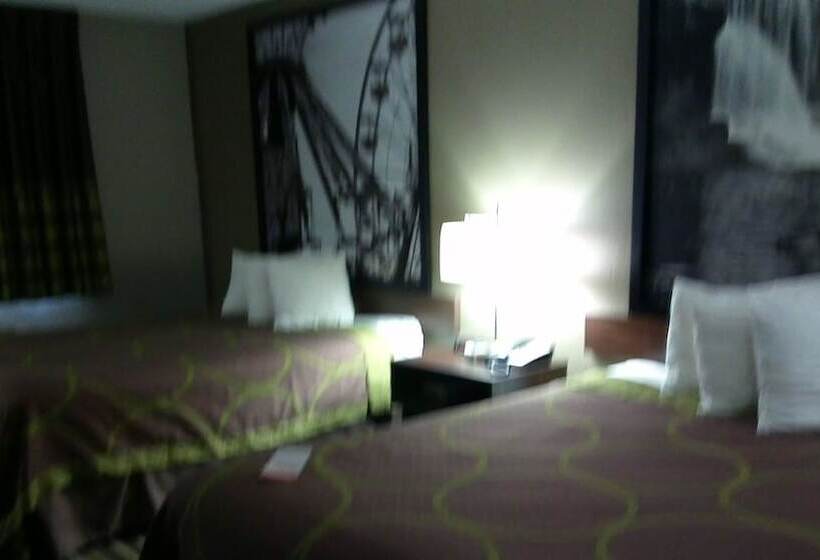 מוטל Super 8 By Wyndham Plymouth