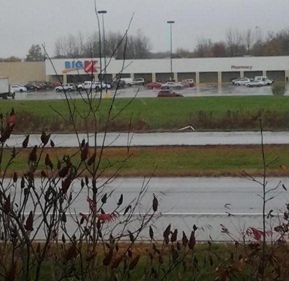 מוטל Super 8 By Wyndham Plymouth