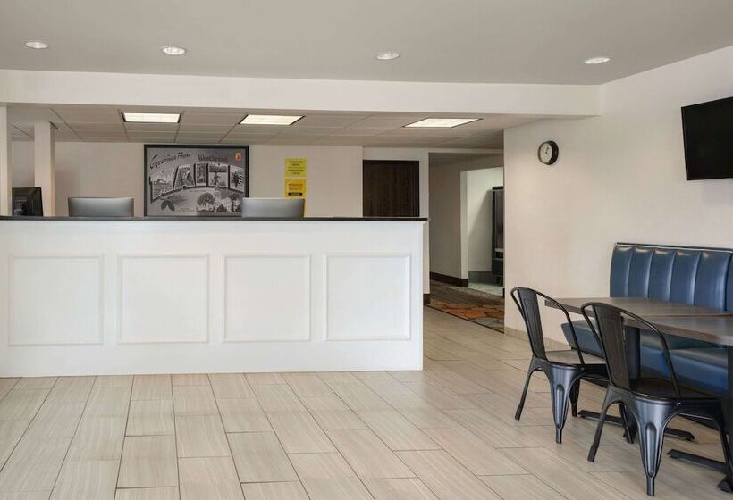 فندق على الطريق Super 8 By Wyndham Portland Me