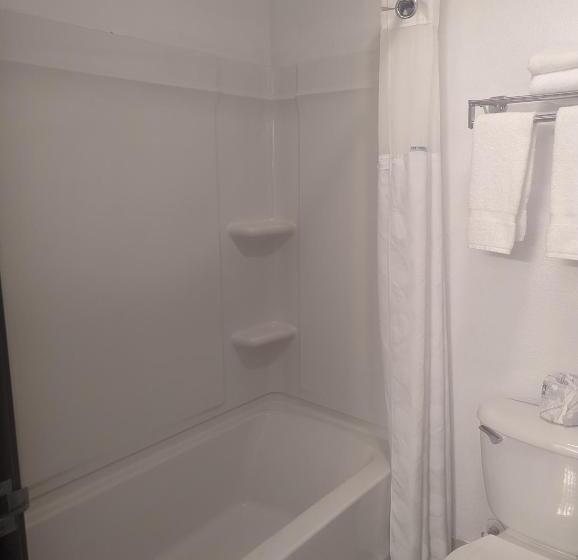 モーテル Super 8 By Wyndham Price