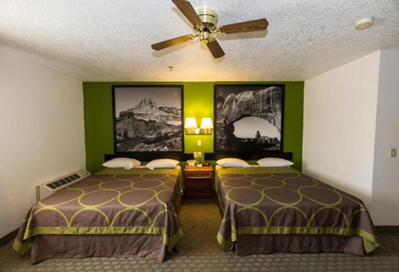 モーテル Super 8 By Wyndham Price