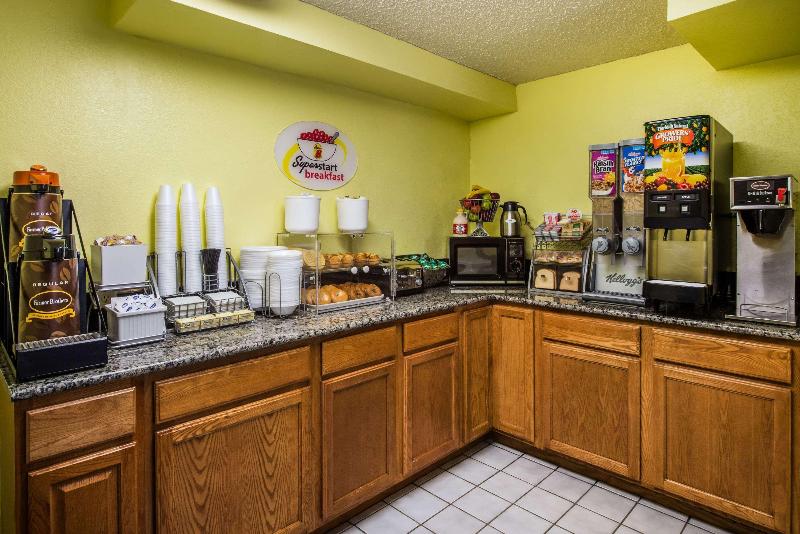 모텔 Super 8 By Wyndham Pueblo