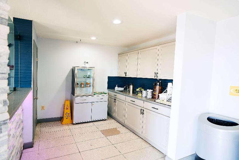 모텔 Super 8 By Wyndham Pueblo