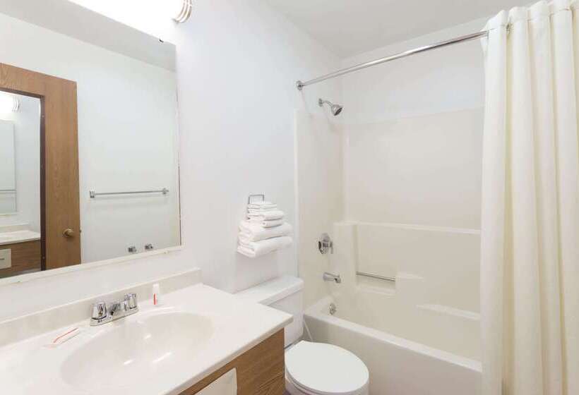 فندق على الطريق Super 8 By Wyndham Rock Falls Sterling Area