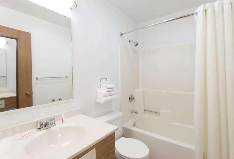 فندق على الطريق Super 8 By Wyndham Rock Falls Sterling Area