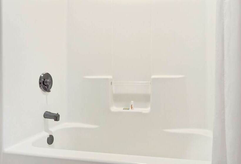 فندق على الطريق Super 8 By Wyndham S Jordan/sandy/slc Area