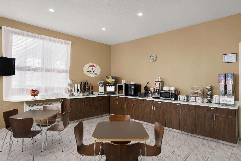 فندق على الطريق Super 8 By Wyndham S Jordan/sandy/slc Area