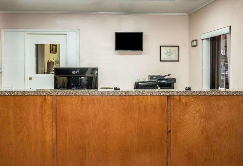 모텔 Super 8 By Wyndham San Marcos