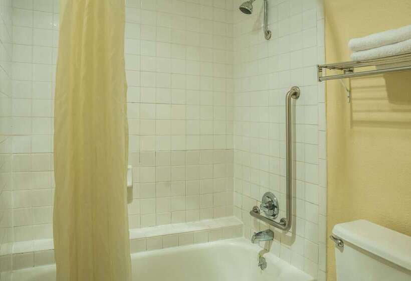 모텔 Super 8 By Wyndham San Marcos