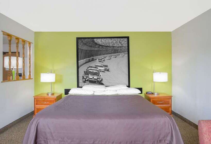 فندق على الطريق Super 8 By Wyndham South Boston Va