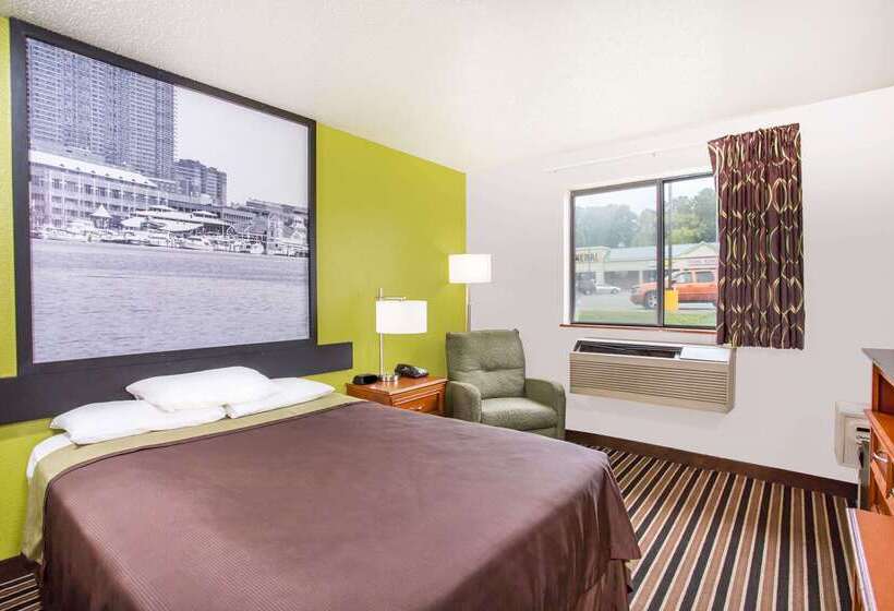 فندق على الطريق Super 8 By Wyndham South Boston Va