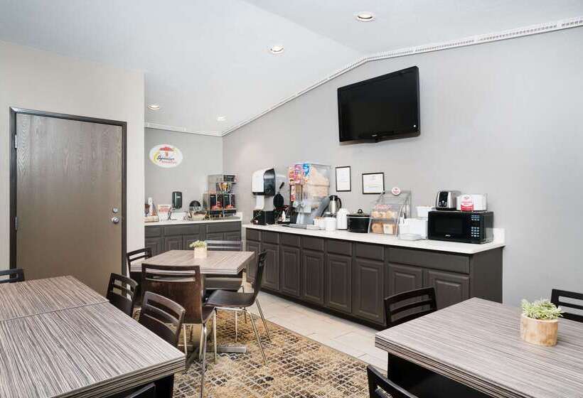 モーテル Super 8 By Wyndham Spirit Lake/okoboji