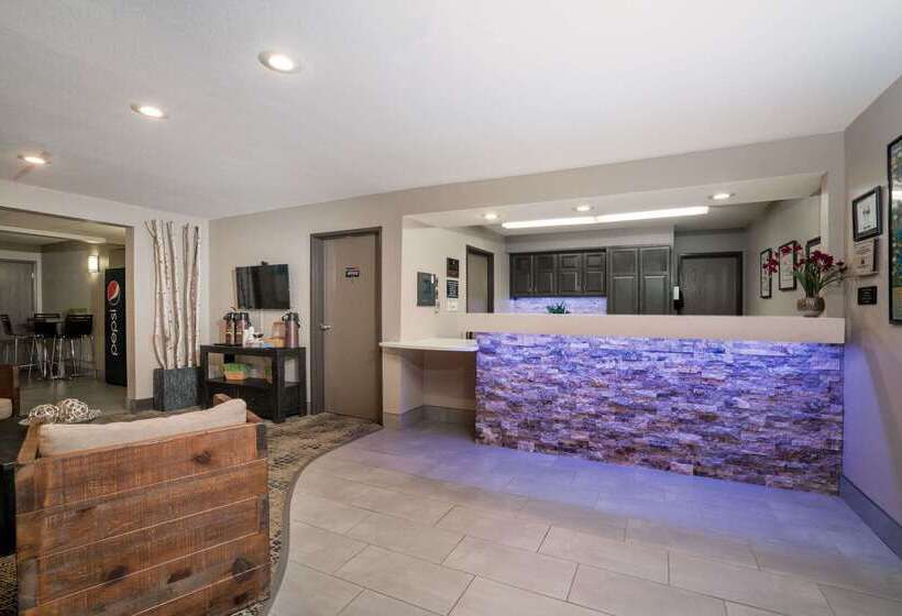 モーテル Super 8 By Wyndham Spirit Lake/okoboji