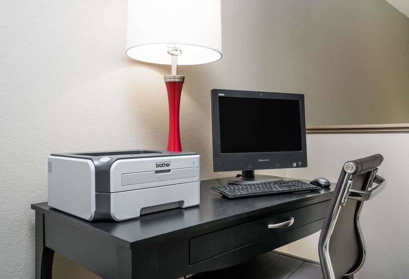 モーテル Super 8 By Wyndham Spirit Lake/okoboji