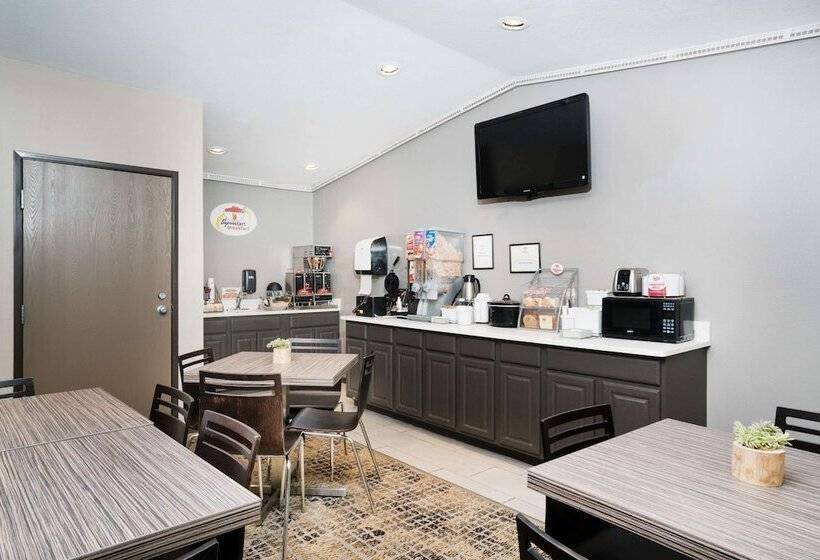 モーテル Super 8 By Wyndham Spirit Lake/okoboji